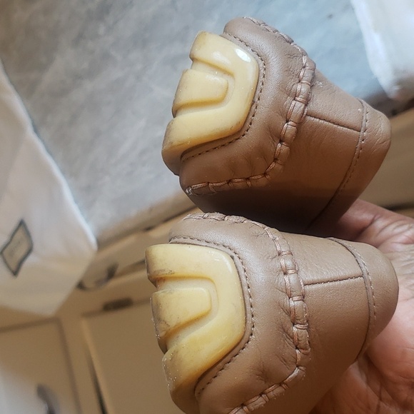 Gucci Shoe - Picture 4 of 5